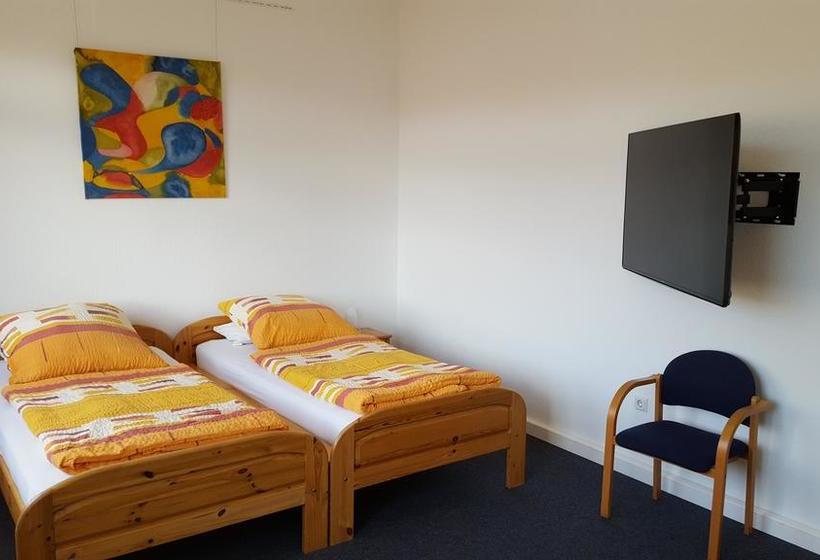 Genius Hotel Und Hostel 13