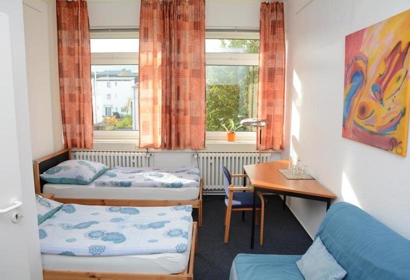 Genius Hotel Und Hostel 16