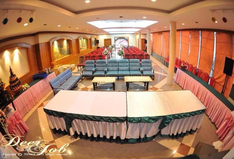 Hotel Petchkasem Grand 9