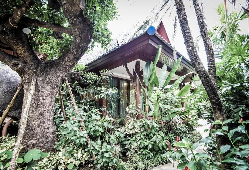 The Nine Thipthara Klongson Resort 10