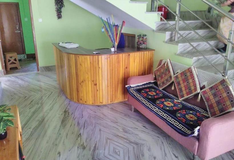 Hotel Silk Route Lingtham Resort 5