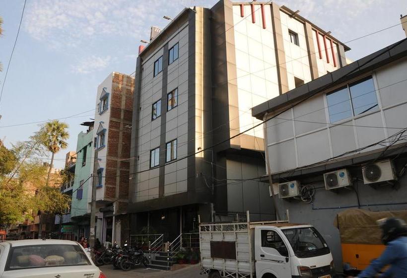 Hotel Oyo Rooms Near Rbi Exhibition Road
