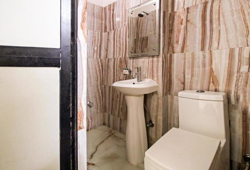 Hotel Oyo Rooms Near Rbi Exhibition Road 20