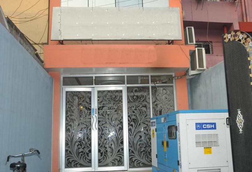 Hotel Oyo Rooms Kankarbagh More Colony