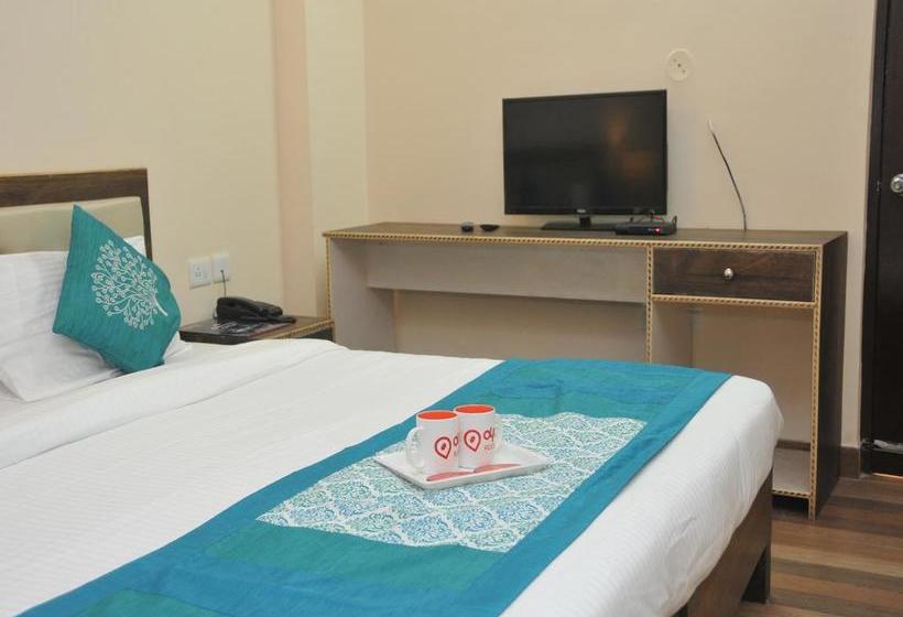 Hotel Oyo Rooms Kankarbagh More Colony 11