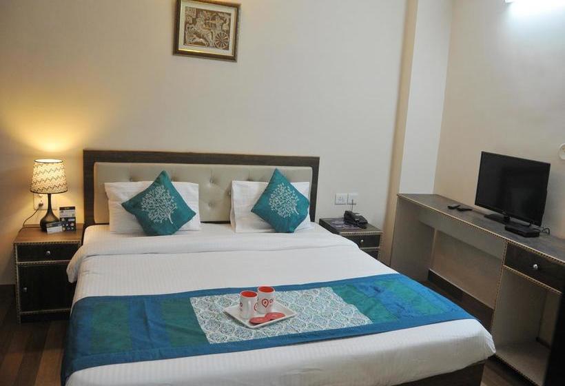 Hotel Oyo Rooms Kankarbagh More Colony 14