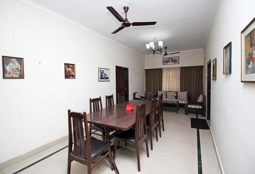 Hotel Oyo Rooms Red Cross Road 5