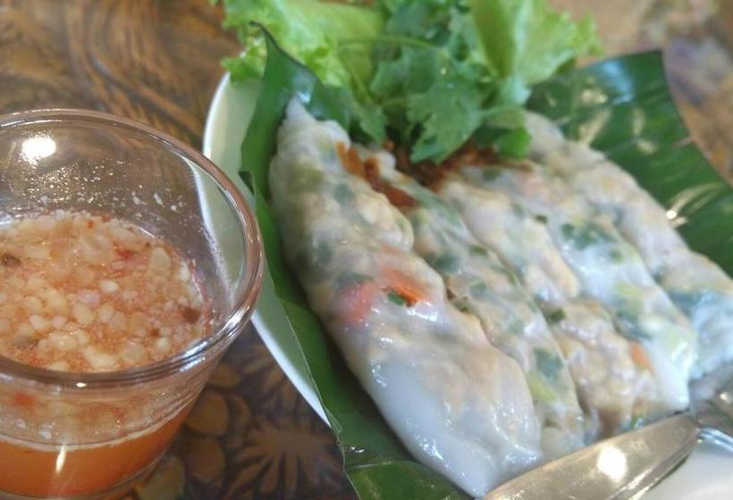 Hotel Nanbaankhun 16