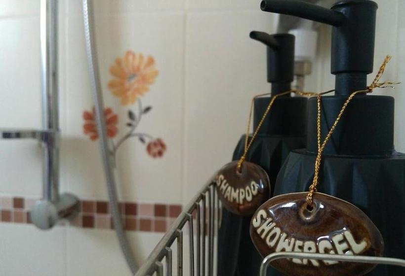 Hotel Nanbaankhun 18