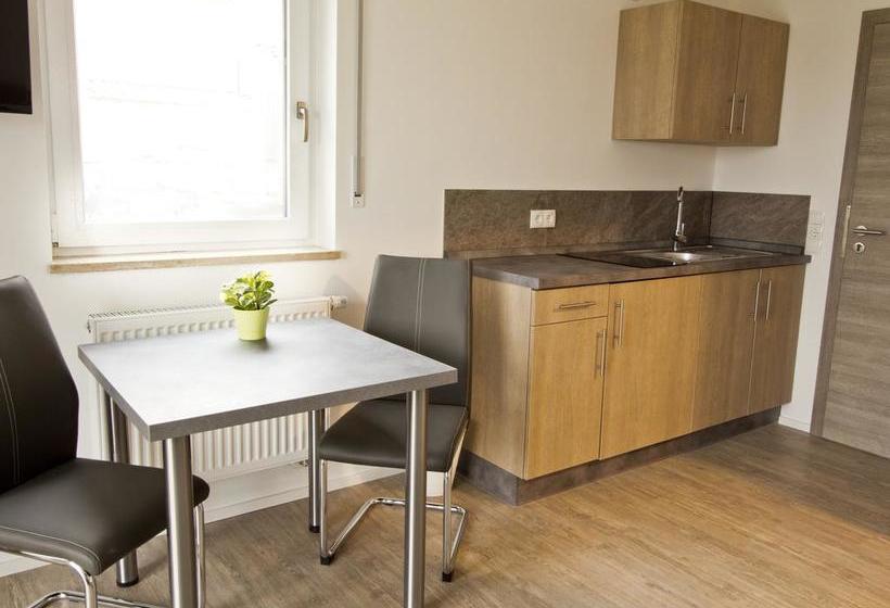 Hotel Green Guest House 12