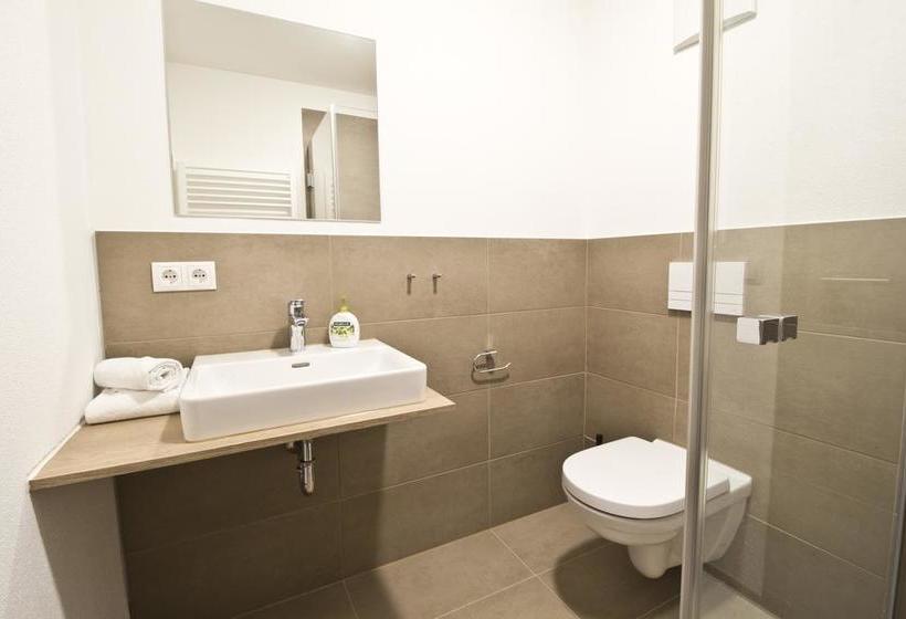 Hotel Green Guest House 14