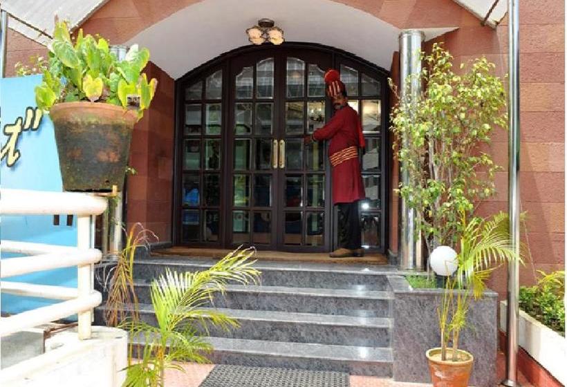 Hotel Blue Nest Trivandrum