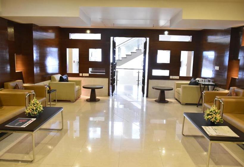 Hotel Hbl International 10