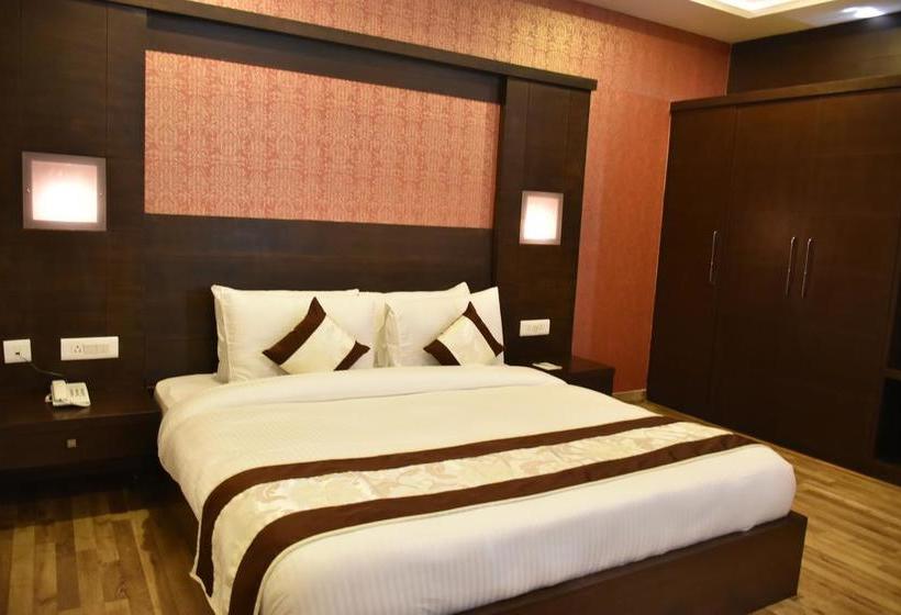 Hotel Hbl International 14