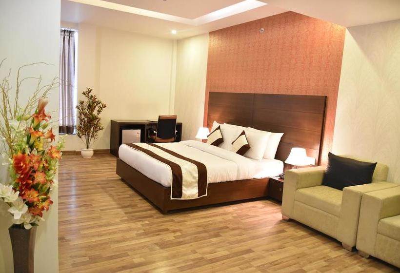 Hotel Hbl International 16