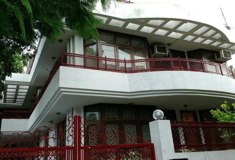 Bed and Breakfast Sanjeevani 1