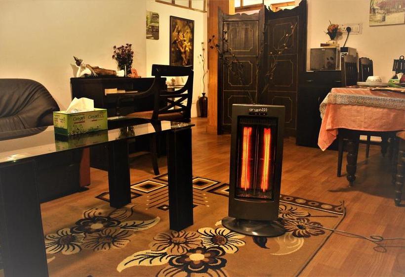 Bed and Breakfast Prakash Cottage Shimla 10