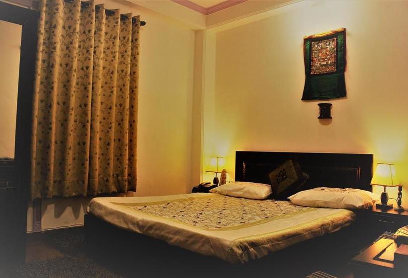Bed and Breakfast Prakash Cottage Shimla 15