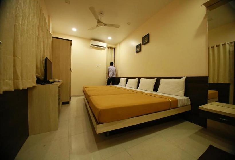 Hotel Madhuri Executive 14