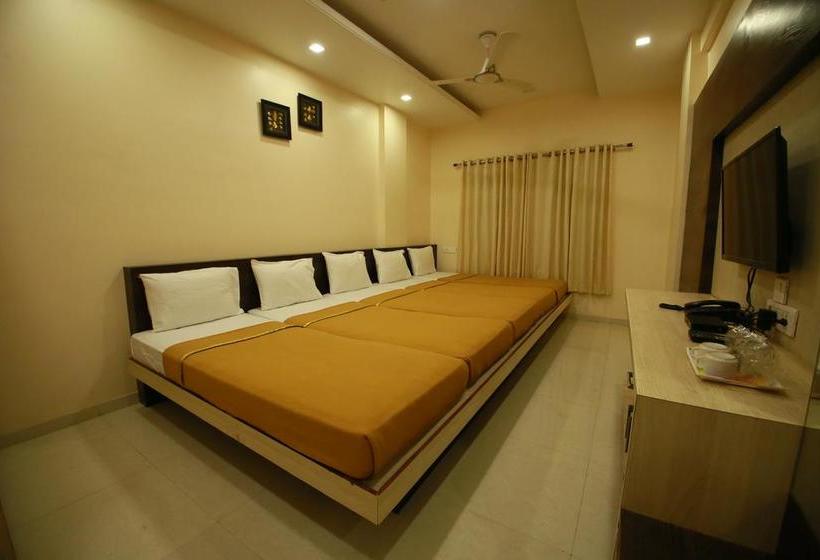 Hotel Madhuri Executive 2