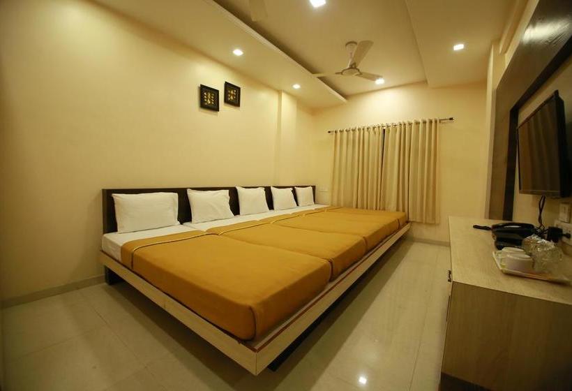 Hotel Madhuri Executive 3