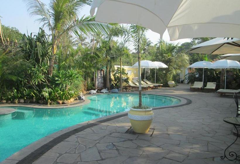 Bed and Breakfast Fiesta Beach Resort