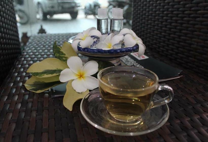 Hotel Namthip Residence 15