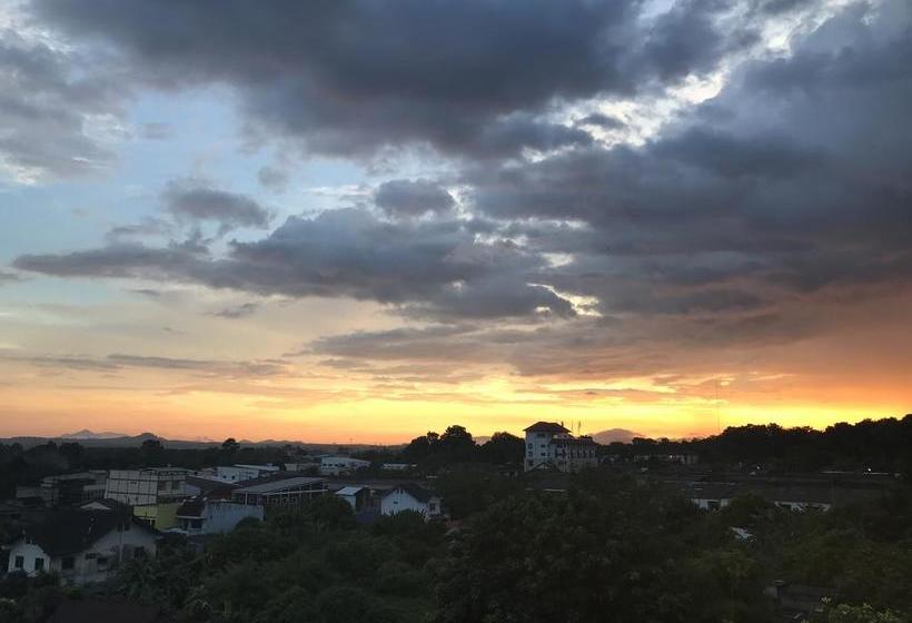 Hotel Namthip Residence 9