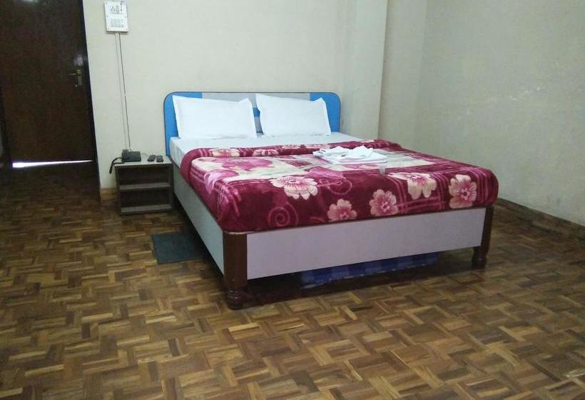 Hotel Agarwal Palace 11