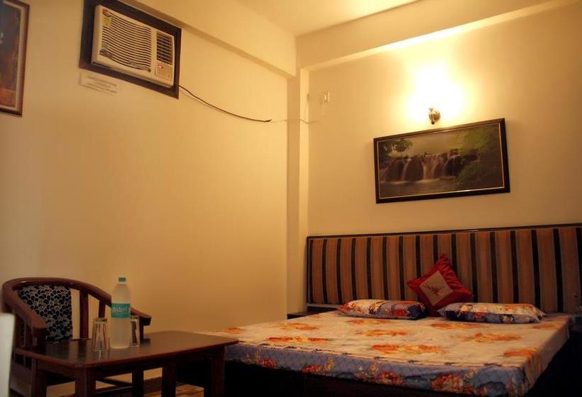 Hotel Max Guest House 1