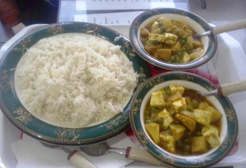 Hotel Max Guest House 16