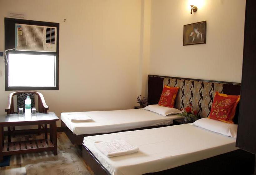 Hotel Max Guest House 3