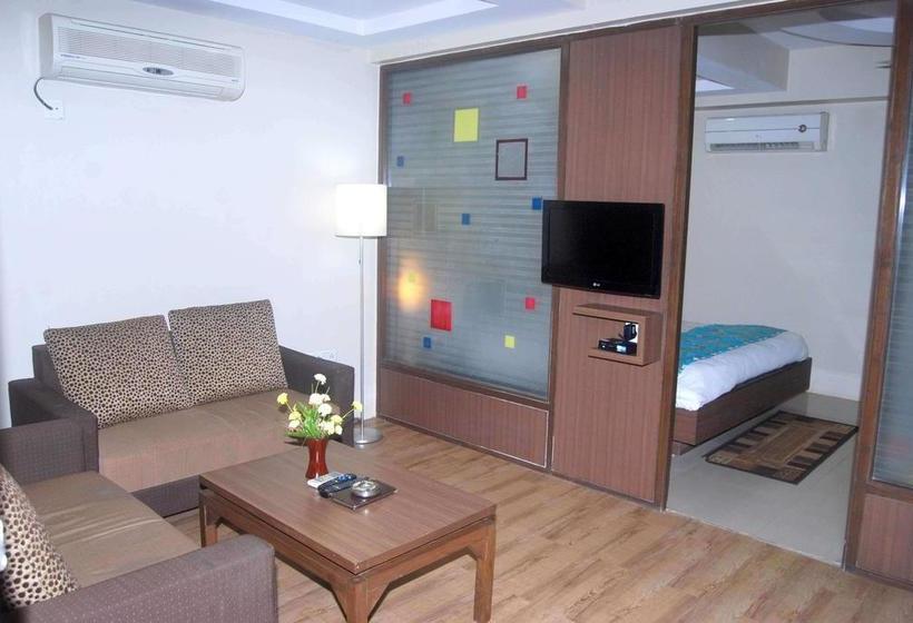 Bed and Breakfast Antra Hospitality Bodakdev Thaltej