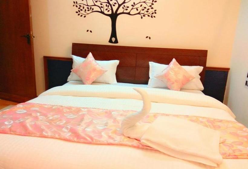 Bed and Breakfast Antra Hospitality Bodakdev Thaltej 3