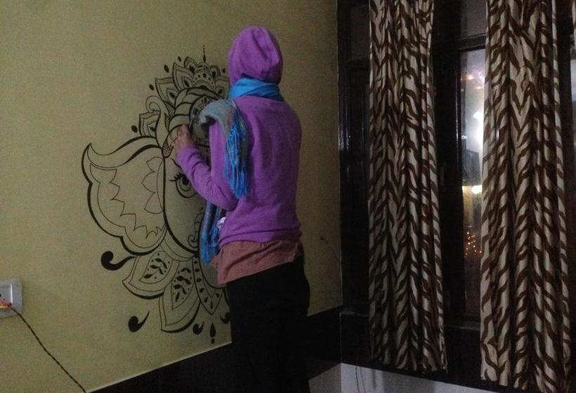 3 Musketeers Hostel 3