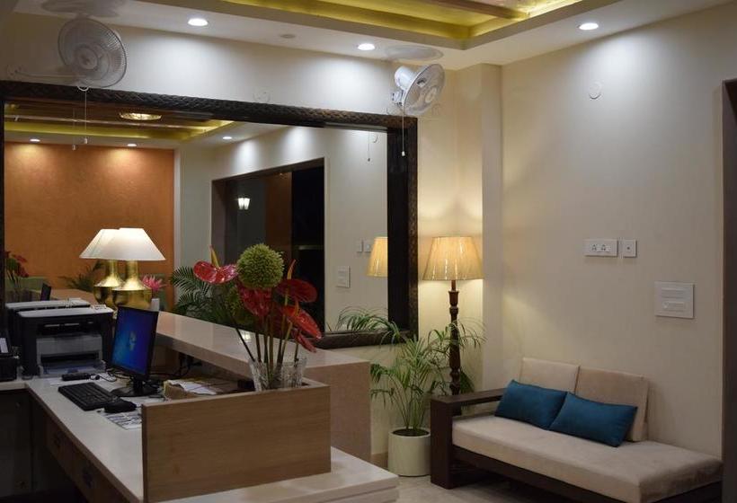 Hotel De Bougain Villa 15