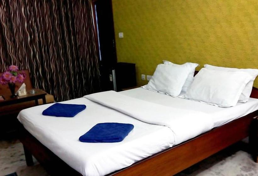 Hotel Welcome Regency 6