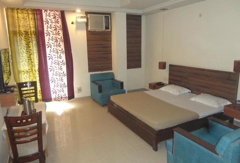 Hotel Sarthi 6