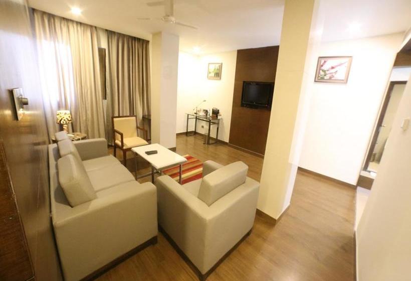 Hotel The Metroplitan 2