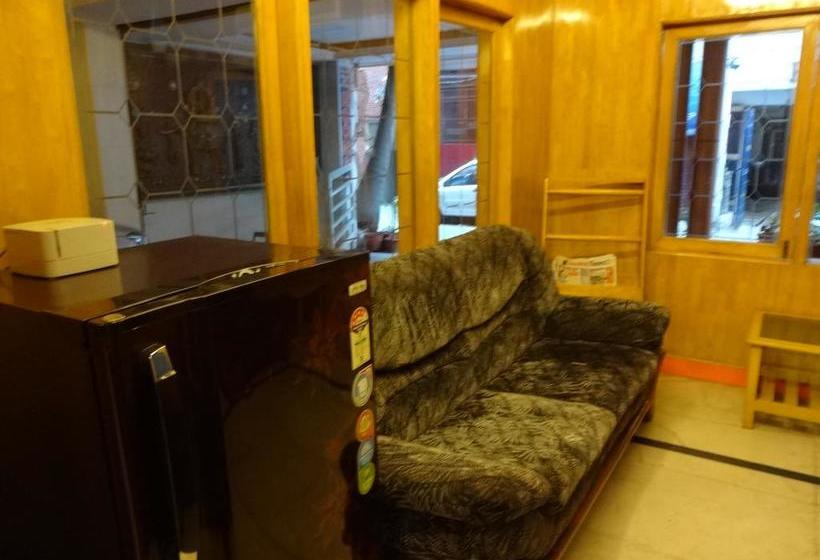 Hotel Golden Manor 1