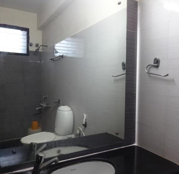 Hotel Golden Manor 18