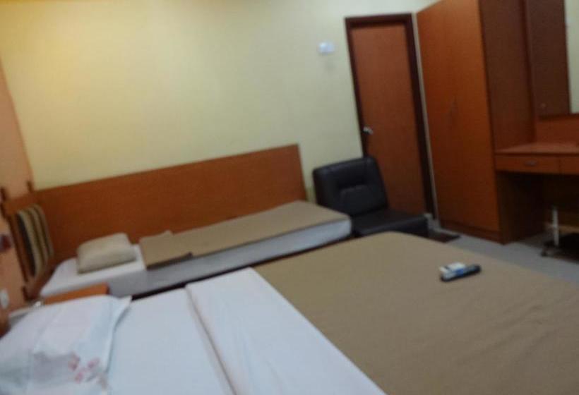 Hotel Golden Manor 7