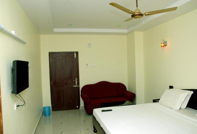 Hotel Bvs Palace Tanuku