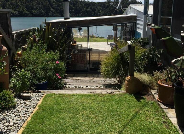 Bed and Breakfast 36 Steps To The Beach 16