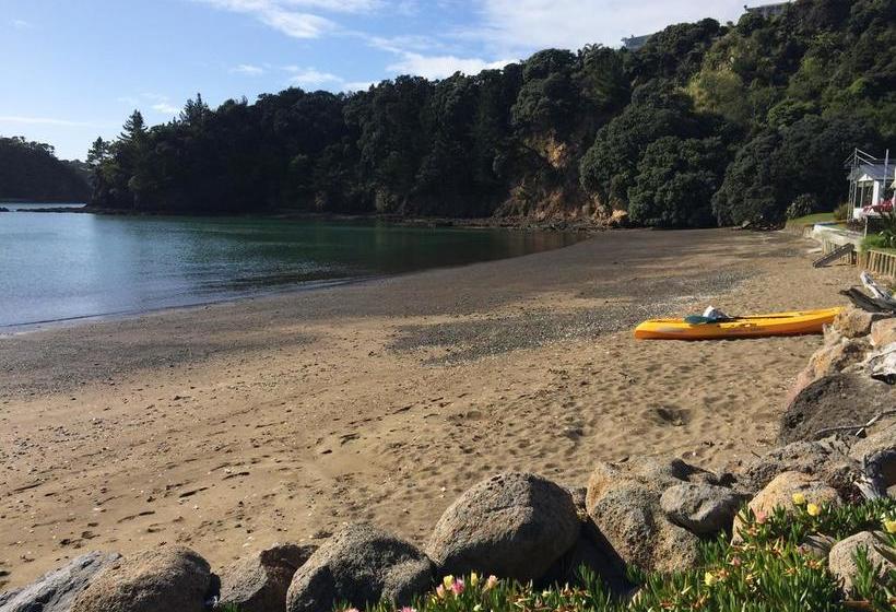 Bed and Breakfast 36 Steps To The Beach 4