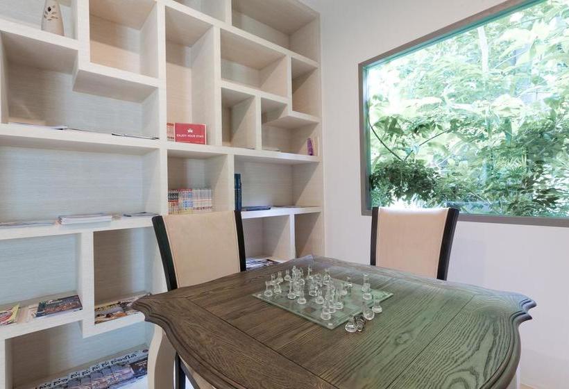 Hotel Zen Premium Panwa Beach 12