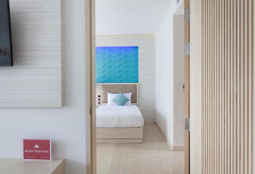 Hotel Zen Premium Panwa Beach 3