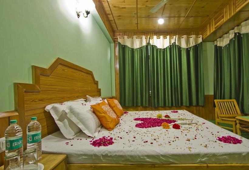 Hotel Motherland Cottage 10