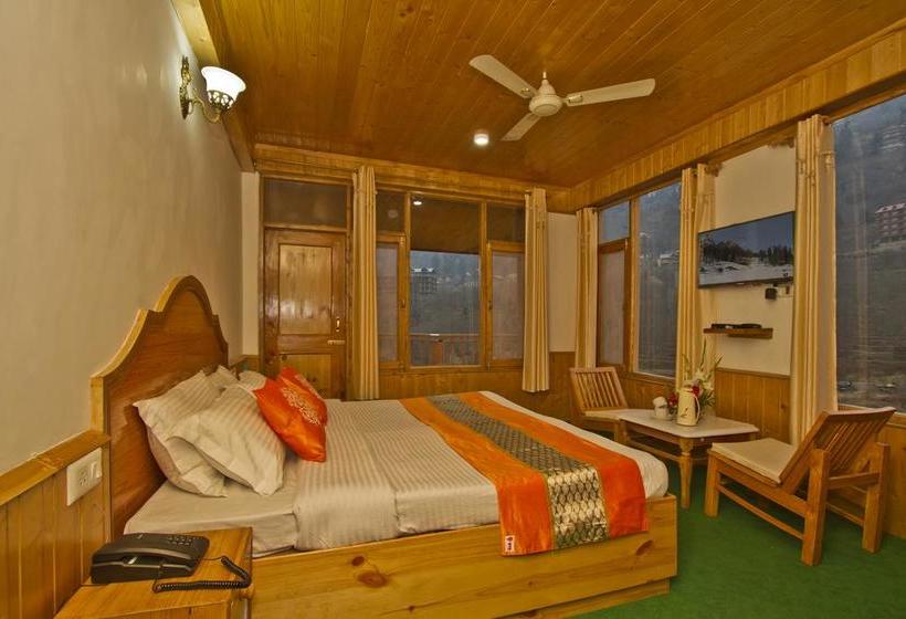 Hotel Motherland Cottage 17