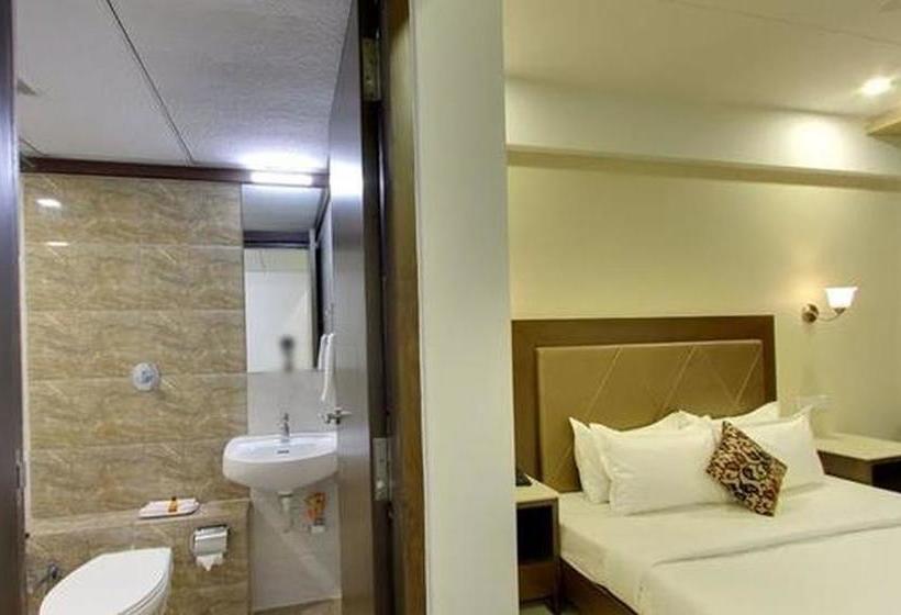 Hotel The Grand Vinayak 16